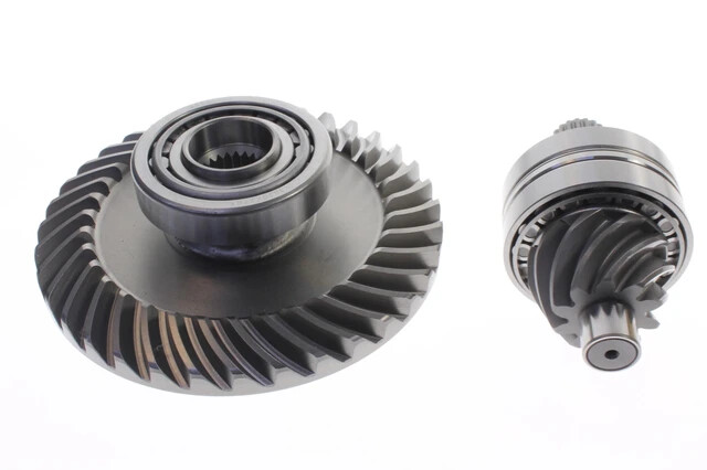 Starter Gear (missing 6 bolts # 7515351)